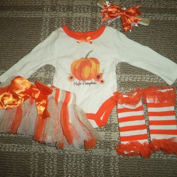 PUMPKIN OUTFIT BOUTIQUE BODYSUIT SKIRT HEADBAND SET COTUME-BABY GIRLS SIZE 3 M0. - Picture 1 of 5
